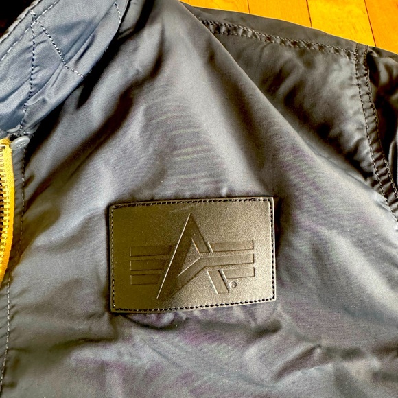 Alpha Industries PON000258 bomber XL Winter Coat - Picture 11 of 12